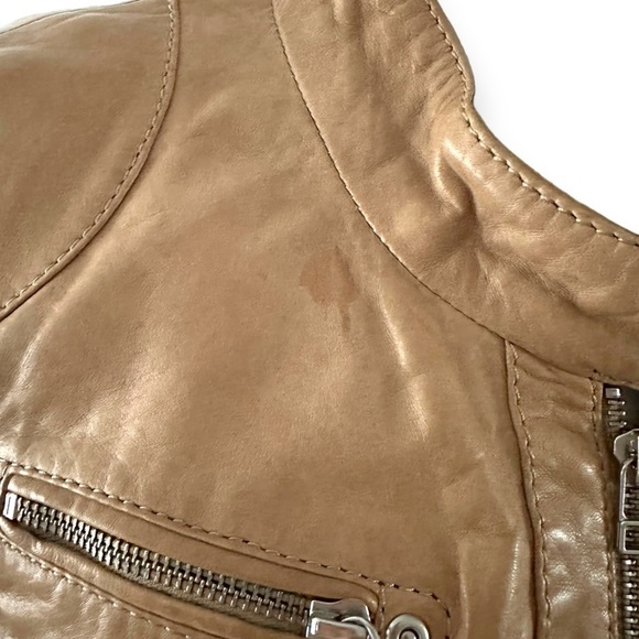 Danier Ladies Tan Leather Moto Jacket - Size Large - Picture 10 of 13